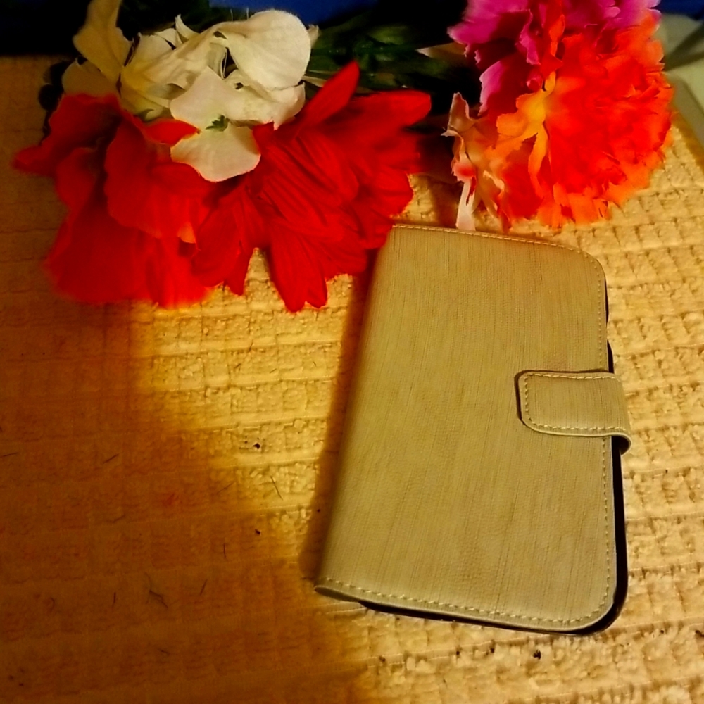 PHONE CASE